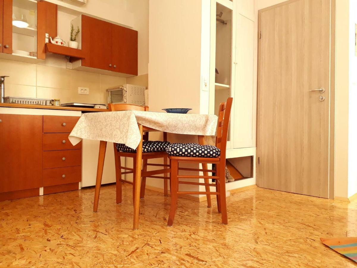 Vse kontenti Appartement Koper Buitenkant foto